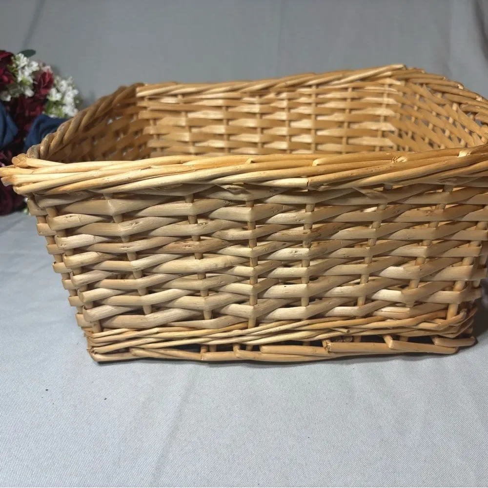 Square Wicker Basket Brown Woven Rattan Display Decor Organizer EPC